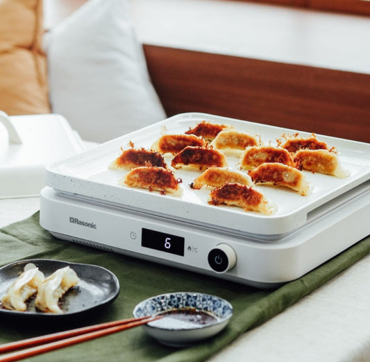 Compact Induction Cooker (13A/Tailor-made grill plate) - RIC-S213W